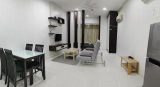 Shawn Akademic Suites Pool View @ Mount Austin - Johor Bahru - 9