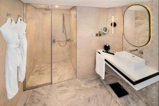 Sheraton Abu Dhabi Hotel & Resort - 1