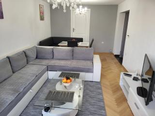 Deluxe Katana dream house old town, with parking garage - Sarajevo - 8