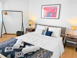 1BR Seafront Apt with community pool - 8