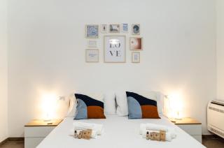 Modern Stone Apartment in the Heart of Bari - Bari - 0