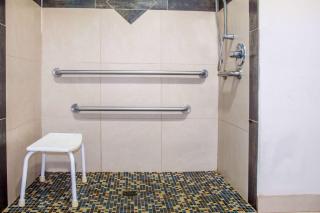 Days Inn by Wyndham Humble/Houston Intercontinental Airport - 2