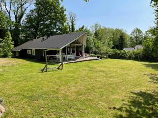 Summer House In Beautiful Nature In Brunshuse - Hårby - 8