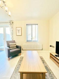 Modern 3 bed home, Chesterfield - 5