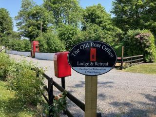 The Old Post Office Lodge - Enniskillen - 9