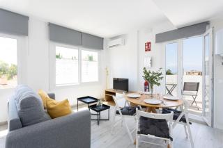 Apartamentos LA PELUSA - Málaga - 9