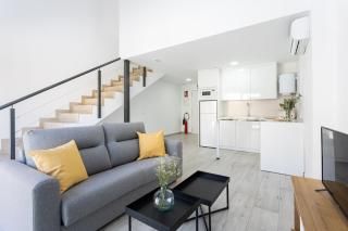 Apartamentos LA PELUSA - Málaga - 5