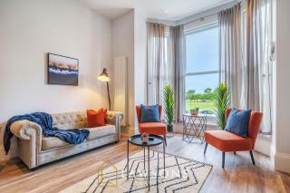3-Bed, 3-Bath Apartment with Southsea Common Views - 9