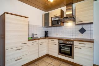 Drei-Mädelhaus Ambs Wohnung 2 - - 4