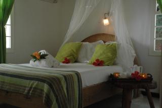 Kokogrove Chalets - Anse Royale - 2