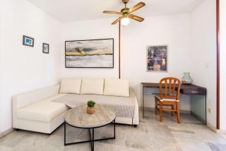 BOLICHES CENTER APARTMENT next to the BEACH, PARKING, POOL & TERRACE - Fuengirola - 1