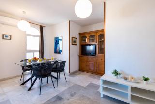 BOLICHES CENTER APARTMENT next to the BEACH, PARKING, POOL & TERRACE - Fuengirola - 2