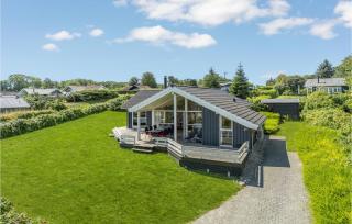 Awesome Home In Sydals With Kitchen - Sarup - 0