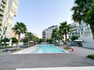 Green community - Tennis, streetball - 15 mins sea - Dubai - 6