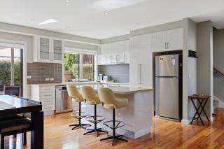 Central Town-house For Six by Ready Set Stay - Cowes - 5