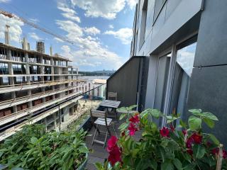 Rybalsky Studio apartment Dnipro view - Kiev - 2