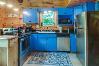Luray Cabin Near Downtown and Shenandoah River - Luray - 2
