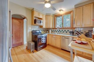 Ferndale Gem, Walk to Stores and Restaurants! - Ferndale - 8