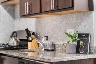 Stylish and Functional Studio Apartment - Brompton 61-66 rep - Chicago - 2