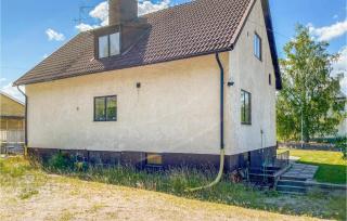 Awesome Apartment In Fårbo With Wifi - Fårbo - 3