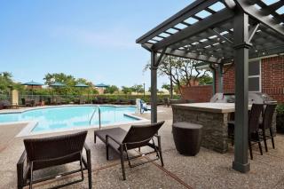 Addison Suites - 3