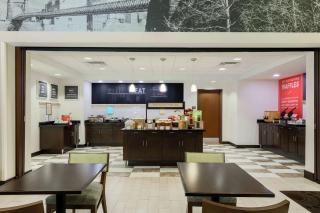 Hampton Inn & Suites Wheeling - The Highlands - Triadelphia - 1
