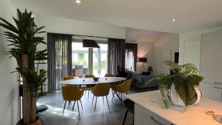 VILLA ARYVE in See-, Strand- und Golfplatznähe inklusive NETFLIX, Bad en Suite und Wohlfühlgarantie - Dirkshorn - 1