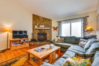 Family-Friendly Fraser Condo with Heated Pool Access - 7
