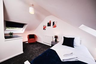 Cassia, 3 Bedrooms, Sleeps 5 - - 4