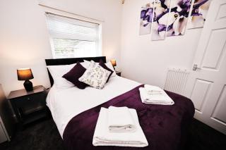 Cassia, 3 Bedrooms, Sleeps 5 - 8