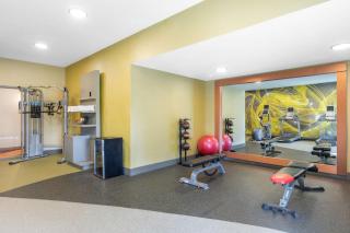 Hilton Garden Inn Gilroy - Gilroy - 1