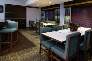 Hampton Inn Glenwood Springs - 1