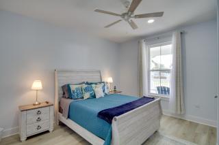 Sunny Gulfport Vacation Rental Walk to Beaches! - Gulfport - 1