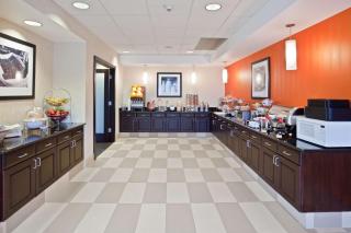 Hampton Inn Ithaca - Ithaca - 4