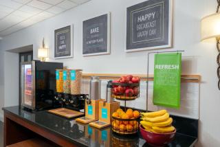 Hampton Inn Danbury - 3