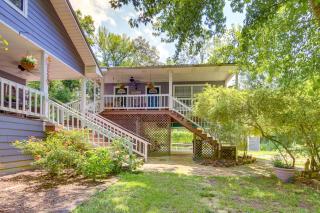 Charming Rusk Guest Cabin with Shared Yard - Rusk - 8