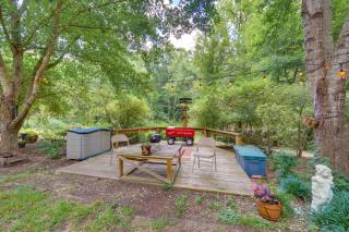 Serene Rusk Escape with Shared Yard and Fire Pit! - Rusk - 9