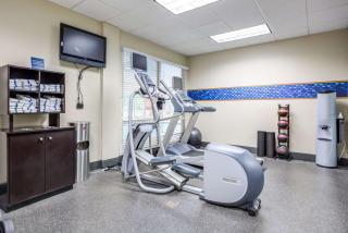 Hampton Inn & Suites Westford-Chelmsford - Westford - 1