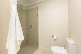 20Mb WiFi LuxSuite vibrant area art 2km 2 gautrain - Joanesburgo - 4