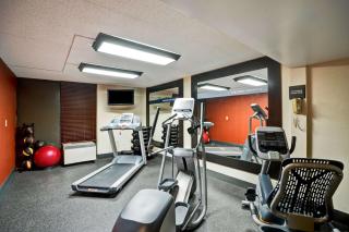 Hampton Inn Norfolk-Naval Base - 1