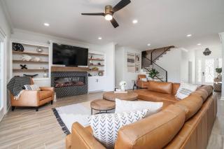 The Adventure House - Lake Hamilton - 1