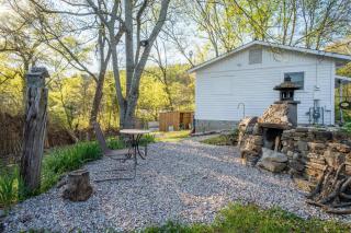 Goat Rock Cabin - Hot Springs - 7
