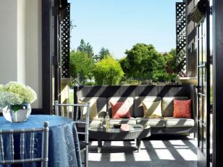 Juniper Hotel Cupertino, Curio Collection by Hilton - Cupertino - 9