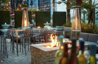 Embassy Suites by Hilton San Diego La Jolla - San Diego - 4