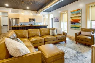 Downtown Millersburg Retreat with Sleek Interior! - Millersburg - 5