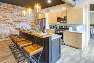 Downtown Millersburg Retreat with Sleek Interior! - Millersburg - 3