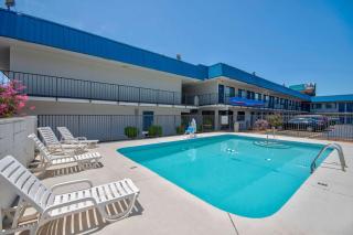 Motel 6-Russellville, AR - Russellville - 9