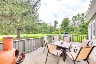 Charming East Durham Home - 2 Mi to Water Park - 9