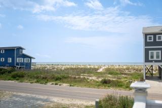Footprints In The Sand by Oak Island Accommodations - Oak Island - 7