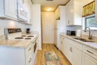 Renovated Crescent Lake Escape with Waterfront Deck! - Crescent City - 4